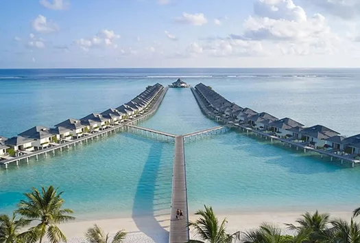 Villa Park, Sun Island (photo 2)