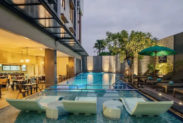 Kamaniiya Hotel Petitenget (photo 3)